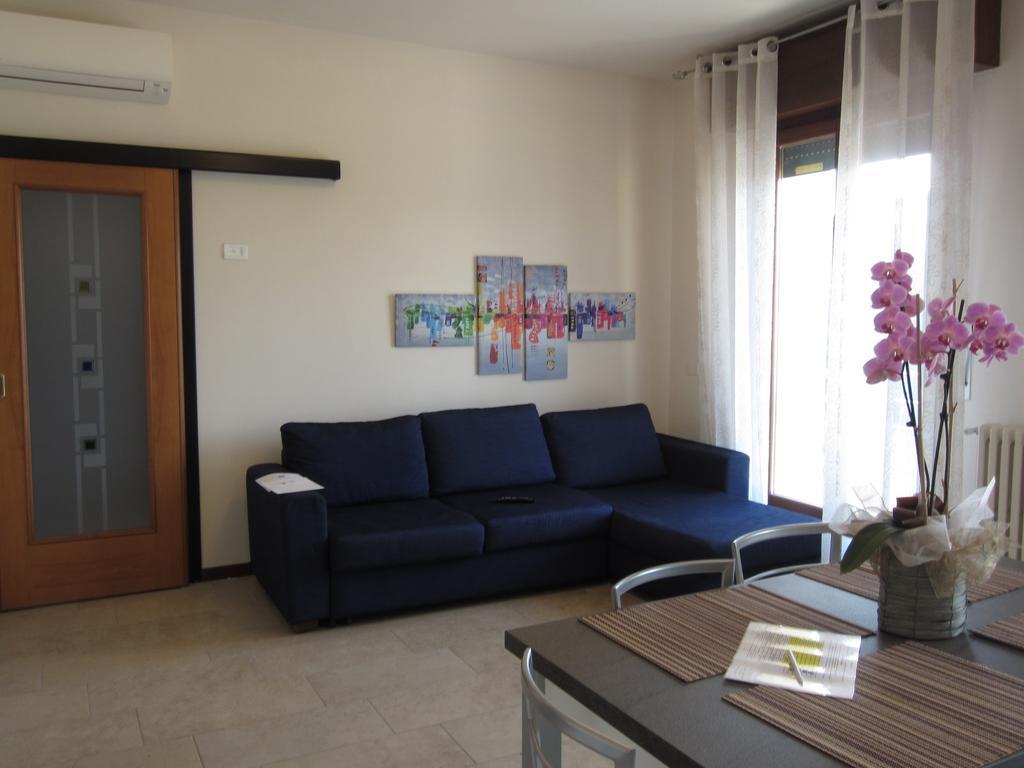 Salvi Apartment Peschiera del Garda